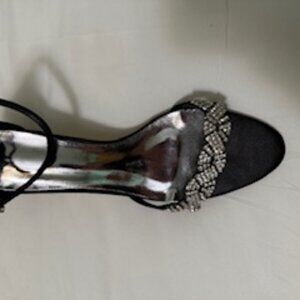 Women Fashion Rhinestone Crystal Open Toe Low Kitten Heeled Dress Shoe